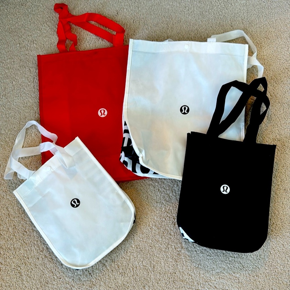 Lululemon bags